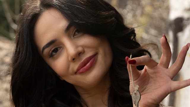 اولین حضور Ece Ronay در سینما با فیلم «Beğenilen Aşk»؛ روایت تقابل شهرت و عشق