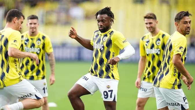 Allan Saint-Maximin and a Disciplinary Crisis at Fenerbahçe | Possible Departure from the Team