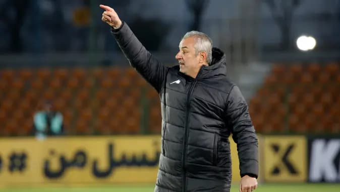 İsmail Kartal Named Best Coach of Iran League | Persepolis in the Title Race