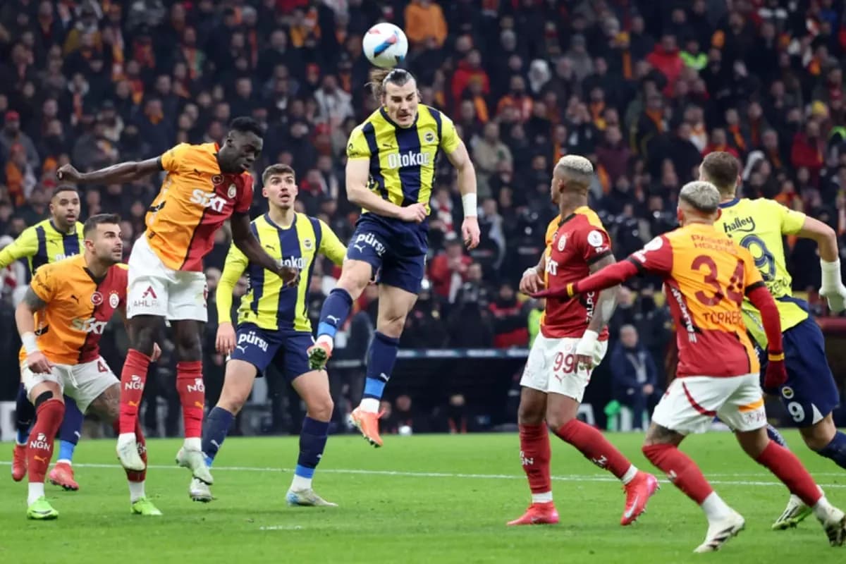 AI Predicts 2025 Turkish Süper Lig Champion: Galatasaray Leads the Race