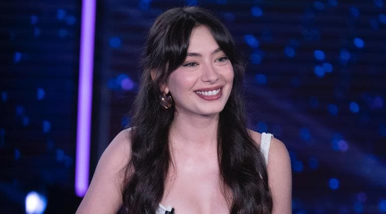 Neslihan Atagül Biography | Life Story, Movies, Awards & News