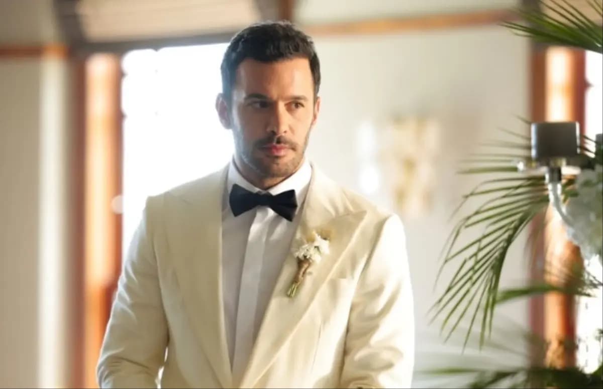 Barış Arduç–Gupse Özay Breakup Talk Quashed by Birthday Post
