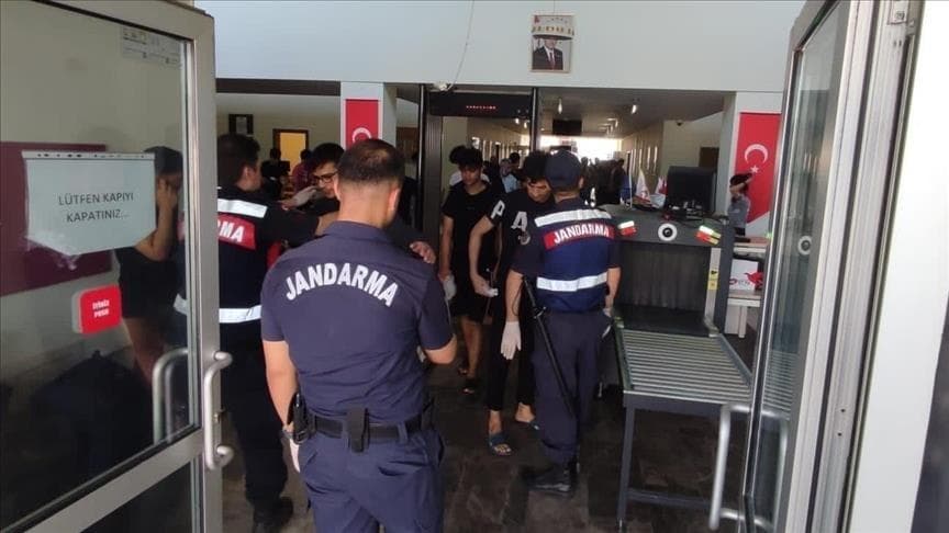 Arrest of 226 migrants