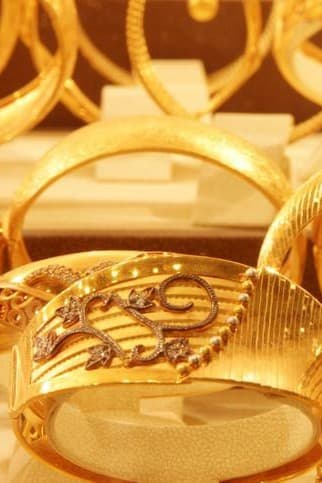 Live Gold Prices Today – Gram, Quarter, Ounce & Republic Gold (November 14, 2025)