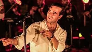 Mert Demir Jokes About Being Called a “Plaza Kid” After Fan Comment