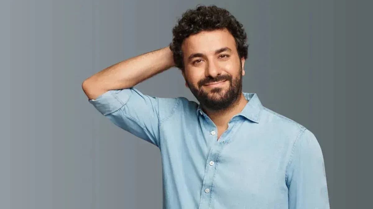 Onur Ünsal Explains Why He Wore Nail Polish at Public Event
