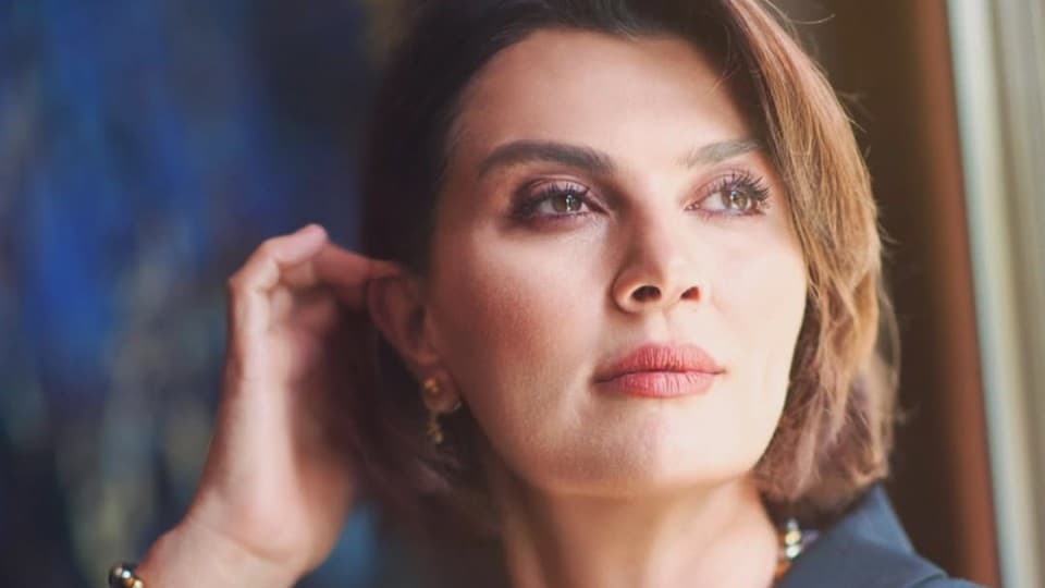 Açelya Akkoyun Shares Heartfelt Message After the Death of Her Brother Demokan Akkoyun